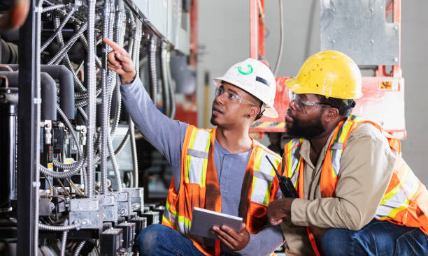Best Electrical Contractors for Businesses  in Hinckley, MN